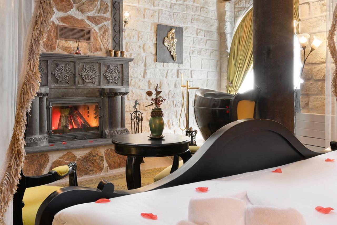 Elysion Cave Suites ウルギュップ エクステリア 写真