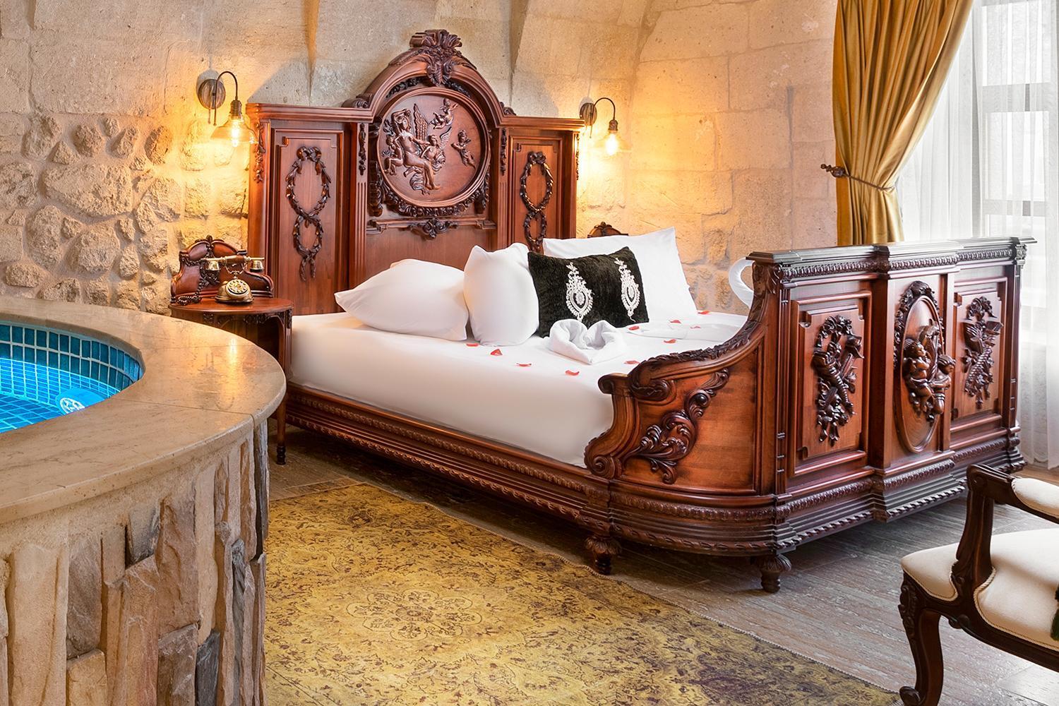Elysion Cave Suites ウルギュップ エクステリア 写真